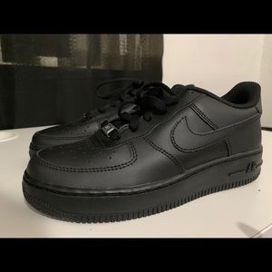 Brand new NEVER WORN Nike Air Force 1